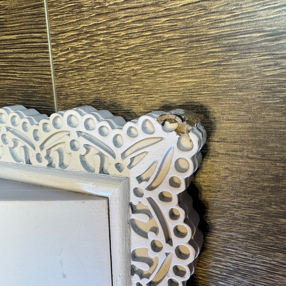 Boho Shabby Chic Light Pink Detailed Engraved Wood PinBoard and Mail Holder - Picture 4 of 5